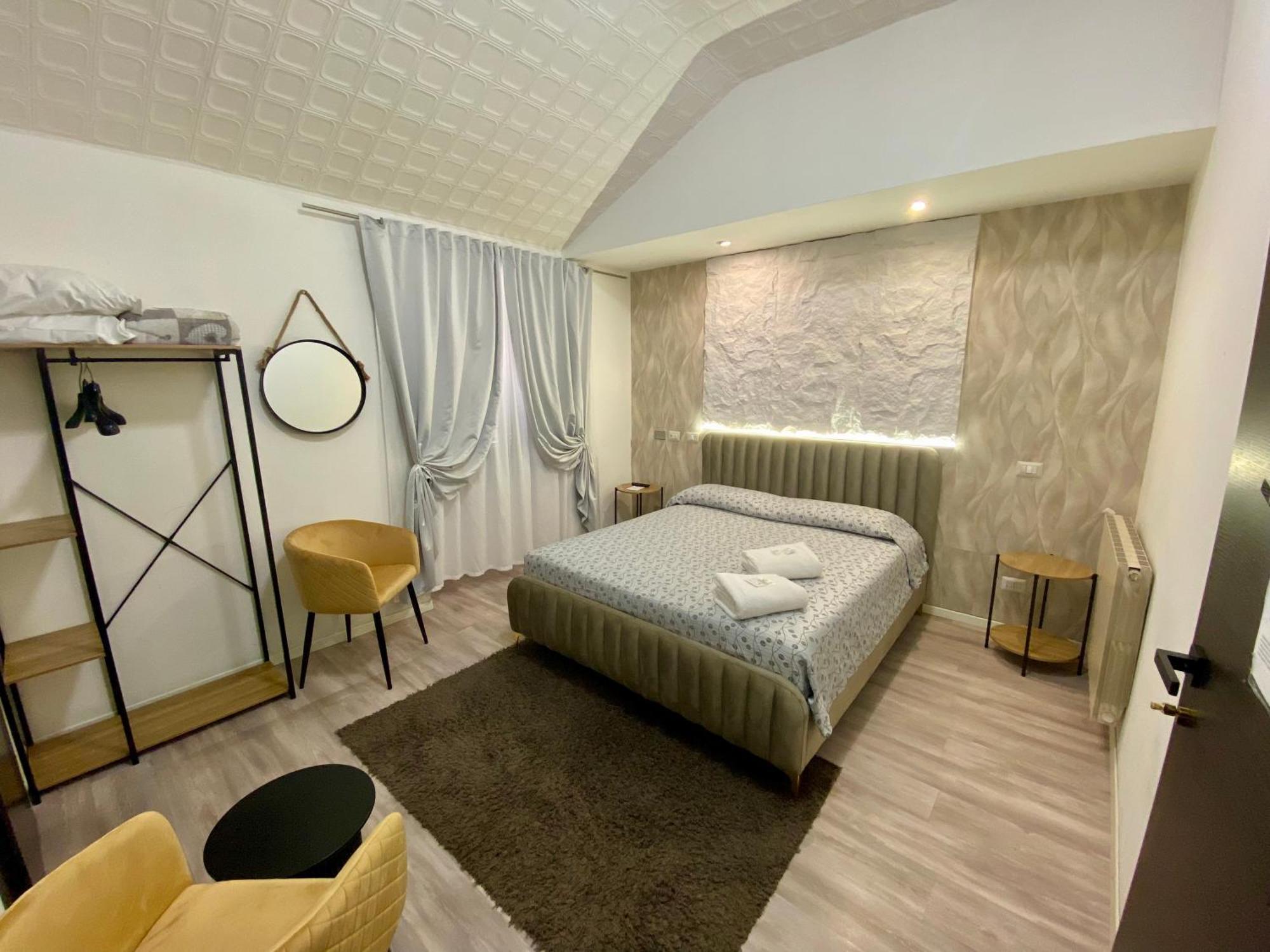 Superior King Room