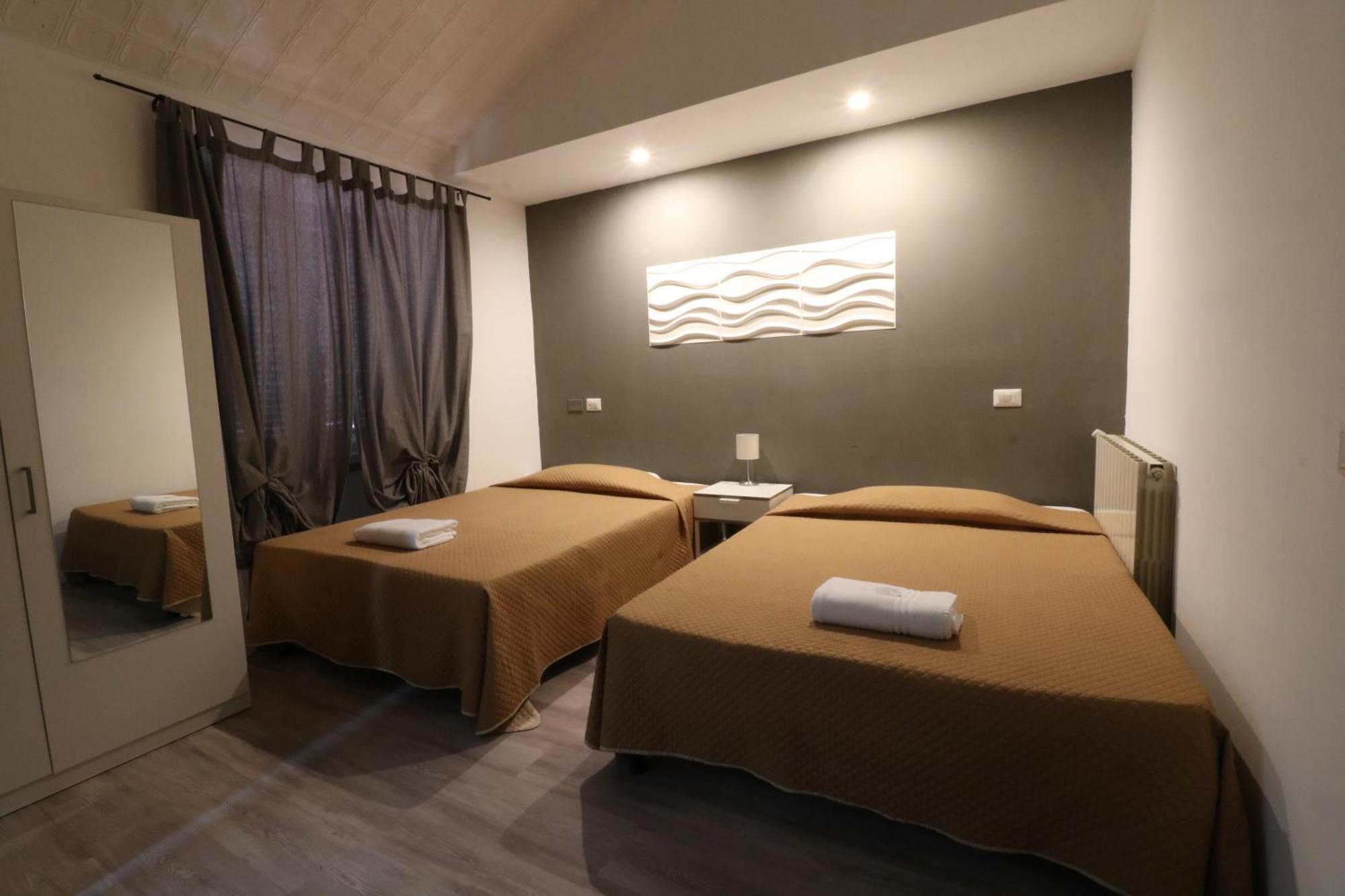 Quadruple Room Private Bathroom