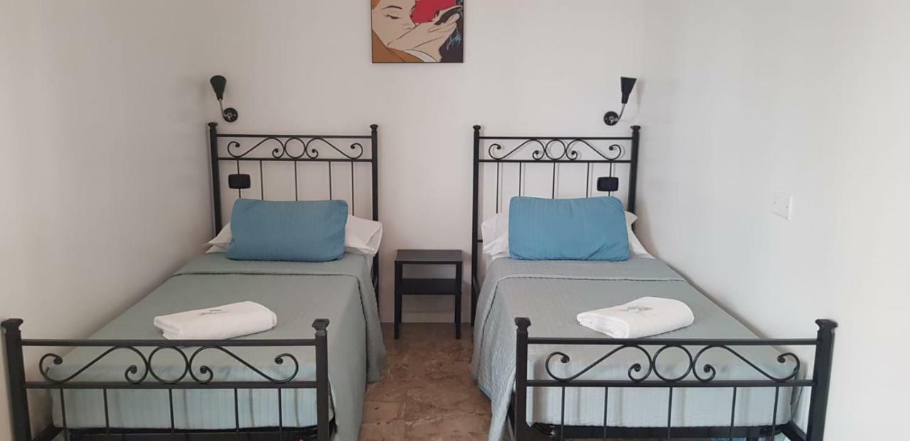 Petite Chambre Double ou Lits Jumeaux